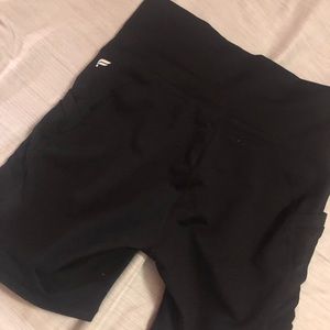 Fabletics Oasis high waisted short 6'